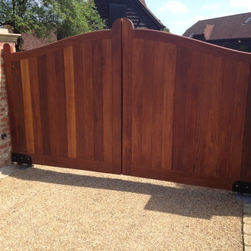 D1 Pro used on Iroko garden gates by R&A Pressure Washing Ltd