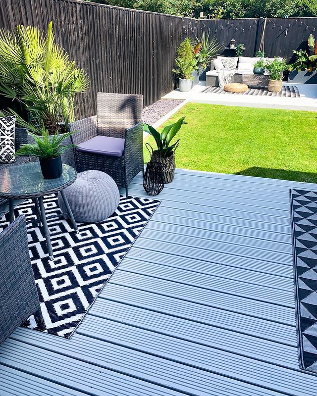 deep blue decking paint