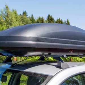 Car roof box