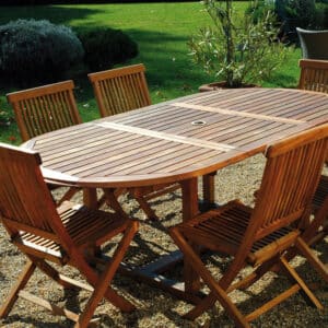 teak olje used on garden furniture