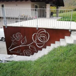 Oxid Vernis on decorative metal fascia