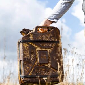 Closed jerrycan finished with Owatrol Oil by Glenguardian